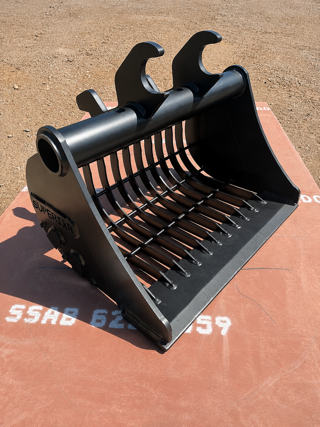 John Deere 26-35 skeleton bucket builder