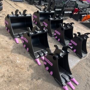 Build-A-Bucket Custom Skeleton Bucket - John Deere 35 - Fabrication Detail